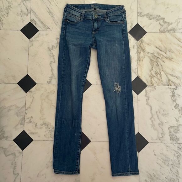 Kut From The Kloth Distressed Catherine Boyfriend Jeans - Picture 1 of 13